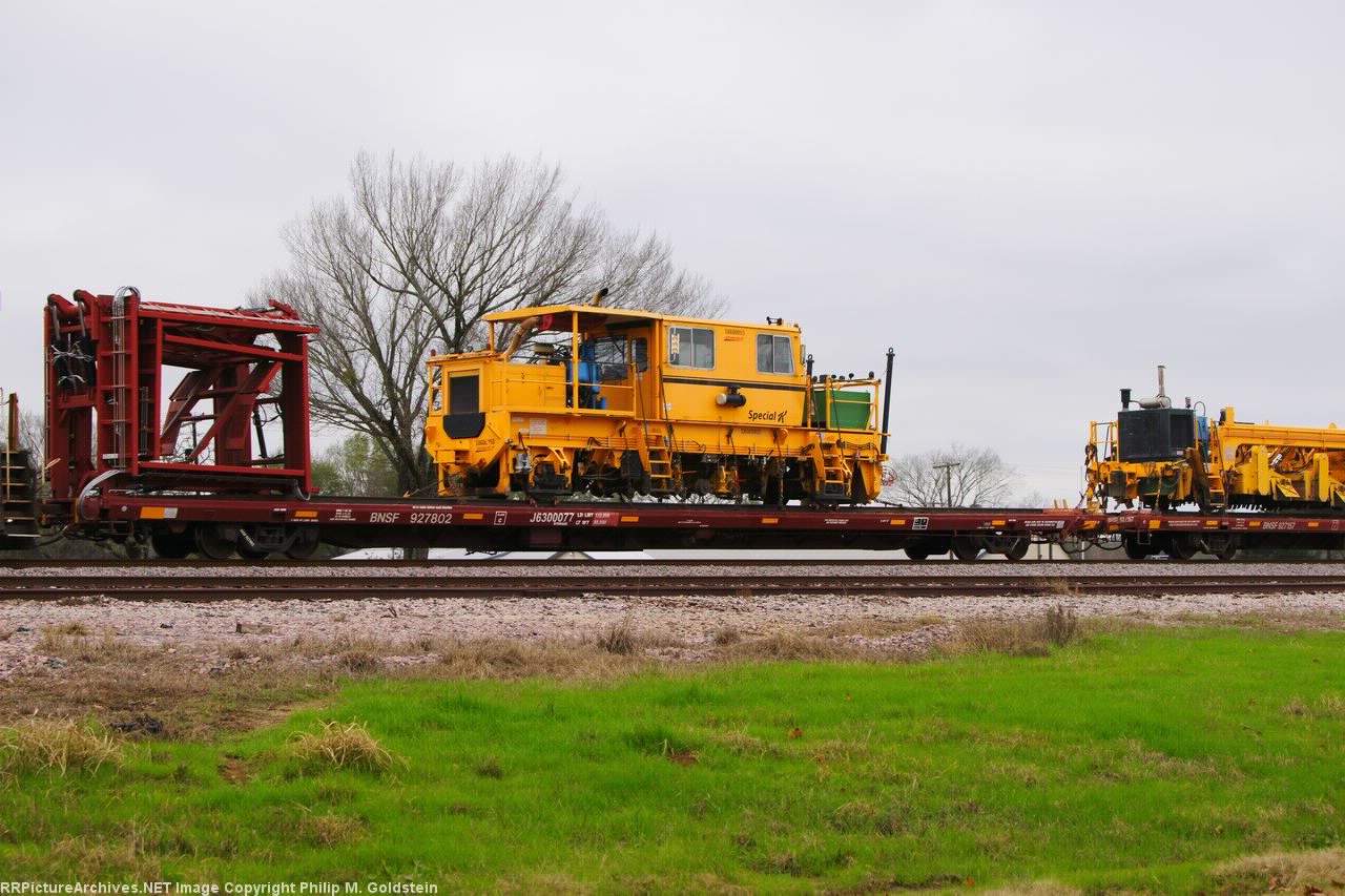 BNSF 927802 - X8600055 Plasser American Dynamic Track Stabilizer?